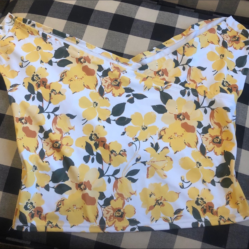 Kortni Jeane Yellow Floral Off the Shoulders